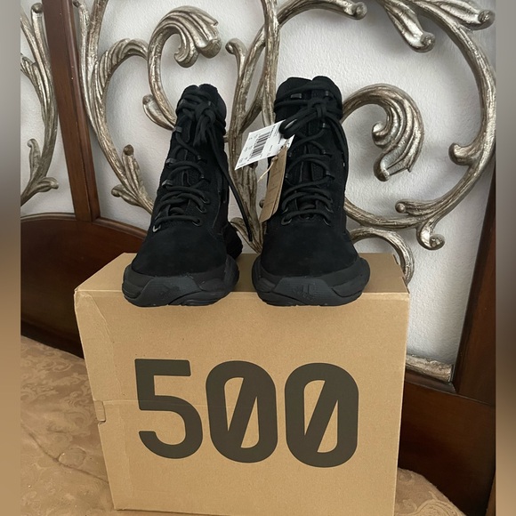 “NWT” Yeezy 500 High Tactical Boot